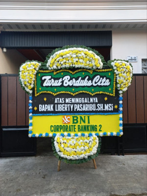 Papan Bunga Duka di Bulusan